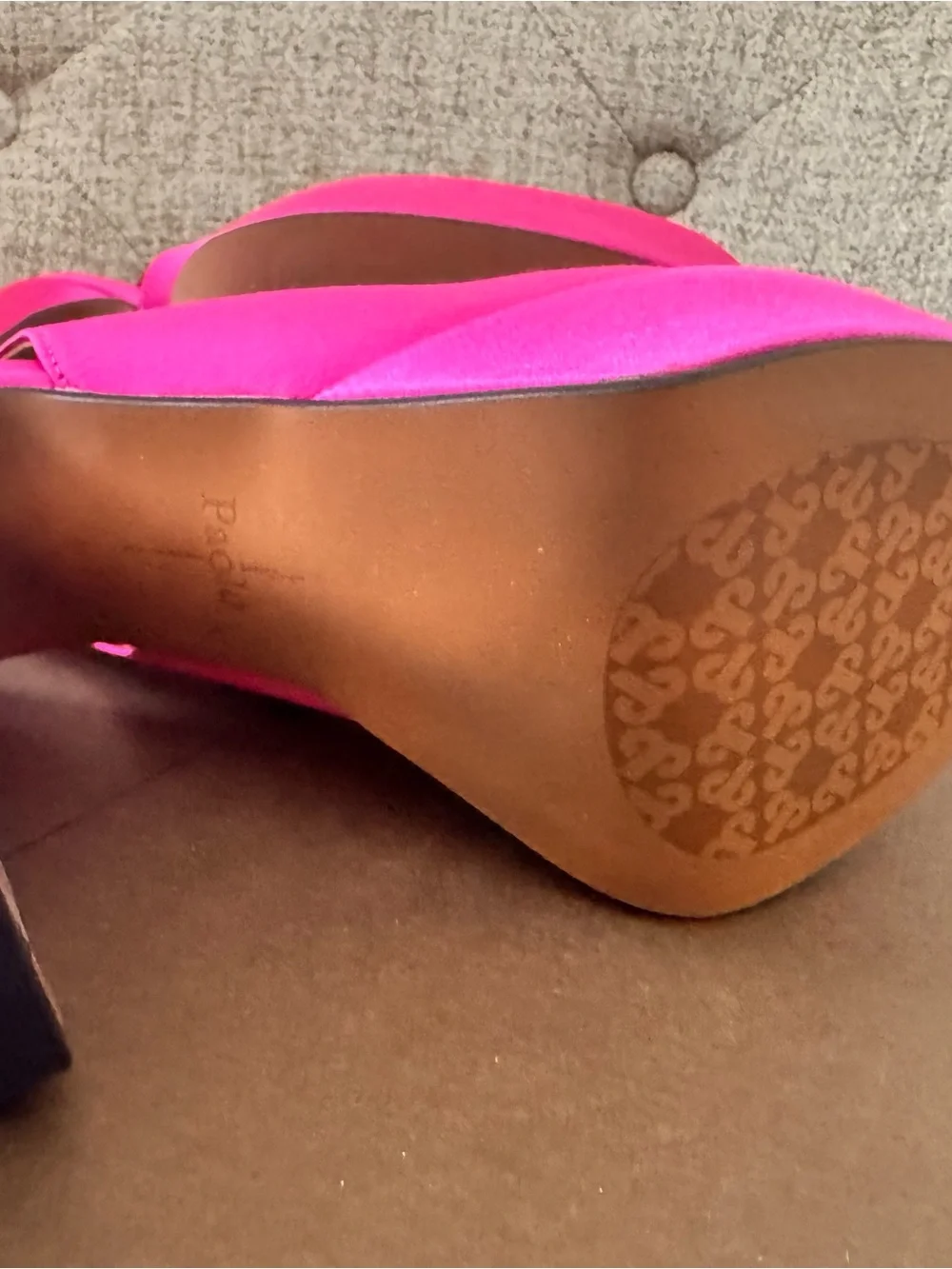 Linea  Paolo Women’s Fuchsia Platform Slingback Pumps size 6.5 NWT